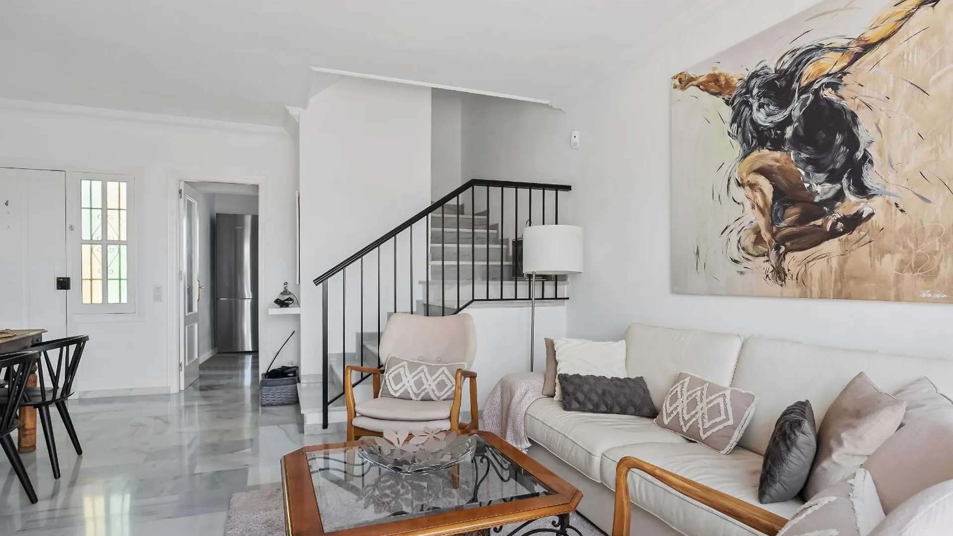 Vakantiehuis Chic Retreat With A Spacious Garden, Near Burriana Beach Nerja