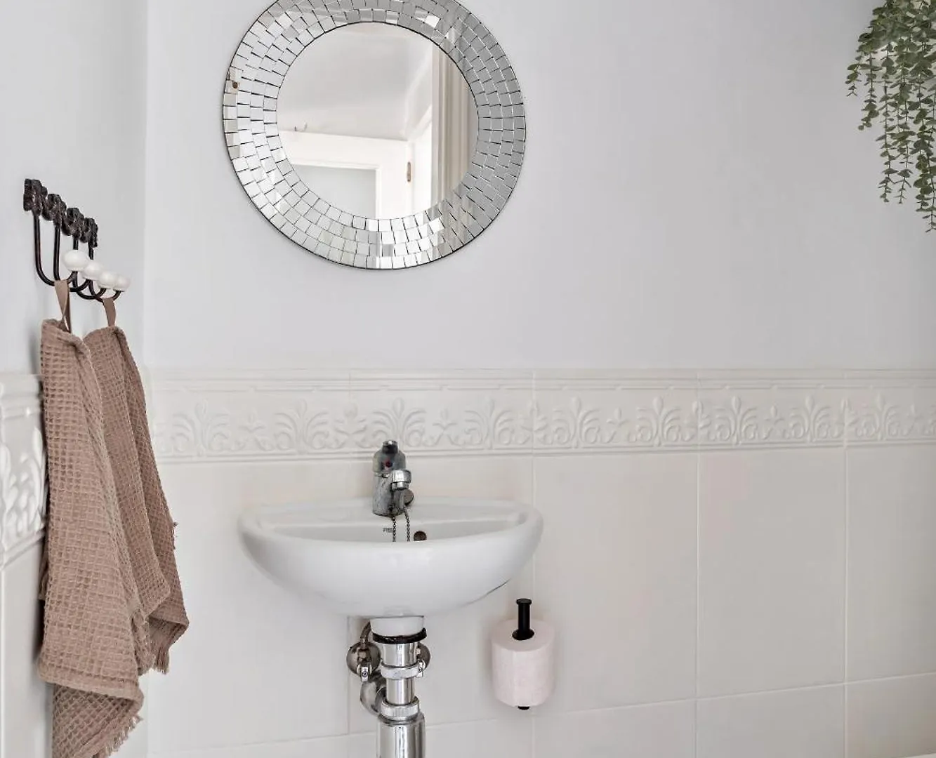 Vakantiehuis Chic Retreat With A Spacious Garden, Near Burriana Beach Nerja Spanje